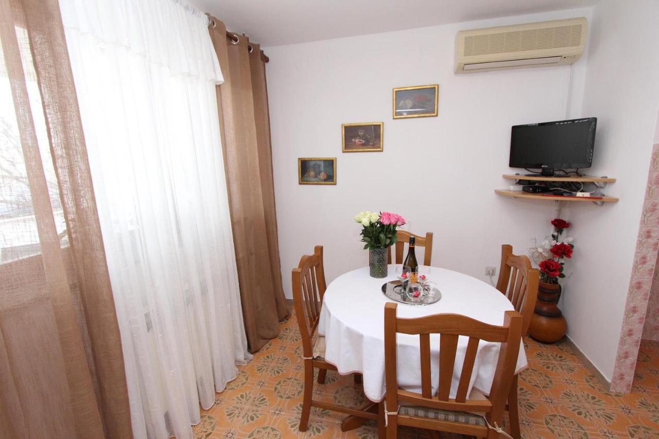 Apartments San Francesco โรวีน ภายนอก รูปภาพ